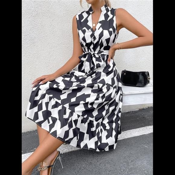 Women's V Neck Sleeveless High Rise A-Line Dress - Picture 14 of 14